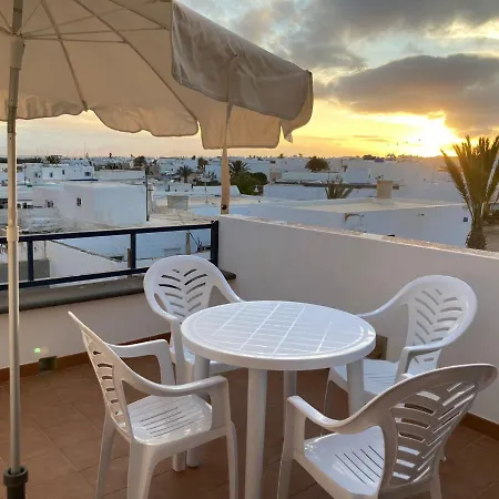 度假居 Eslanzarote El Ancla House, Wifi, Sea Views 塞博河畔卡莱塔
